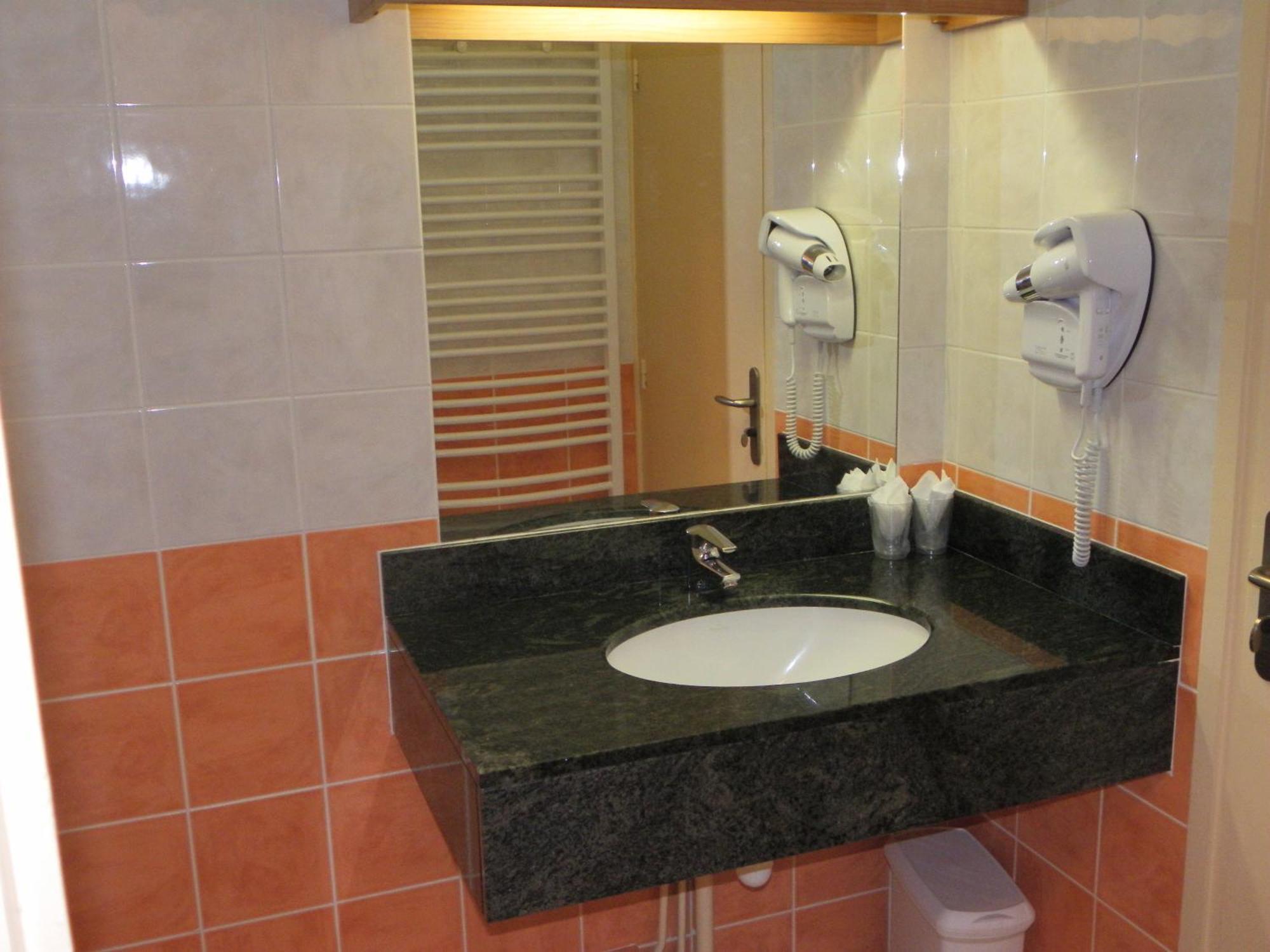 Hotel La Diligence Le Brignon Екстер'єр фото